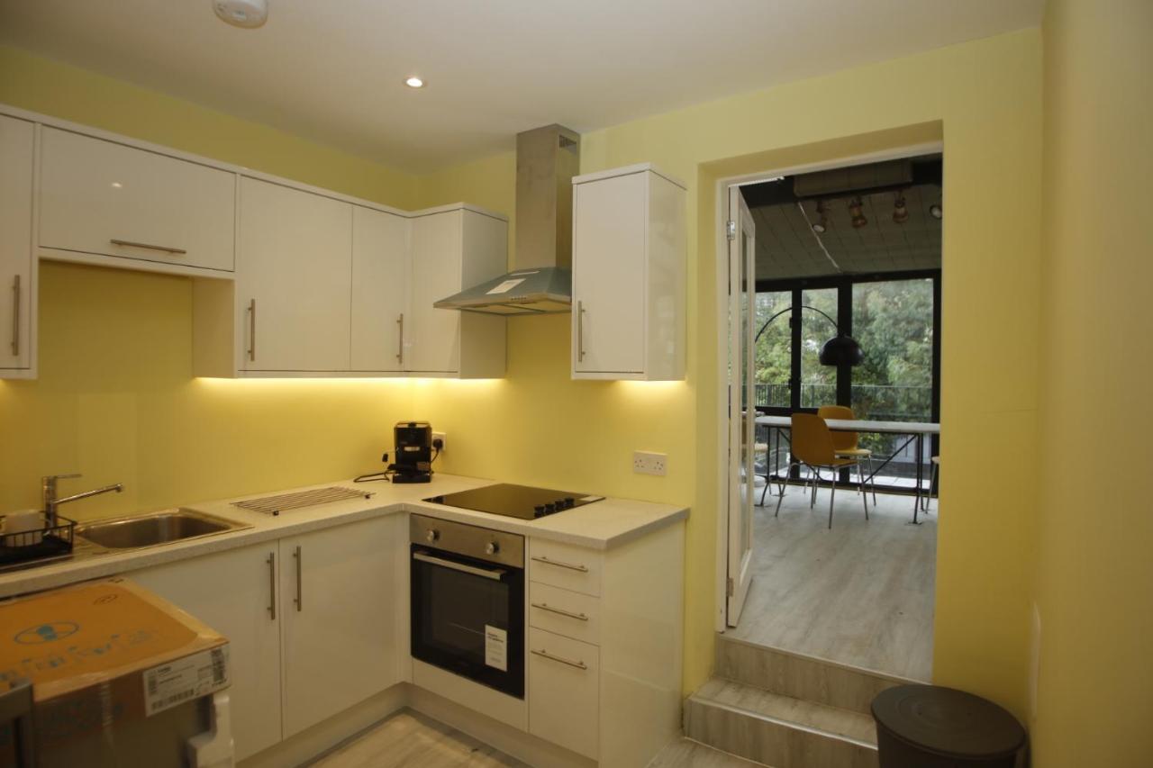 Cosy Camden 2 Bedroom With Terrace Apartment *