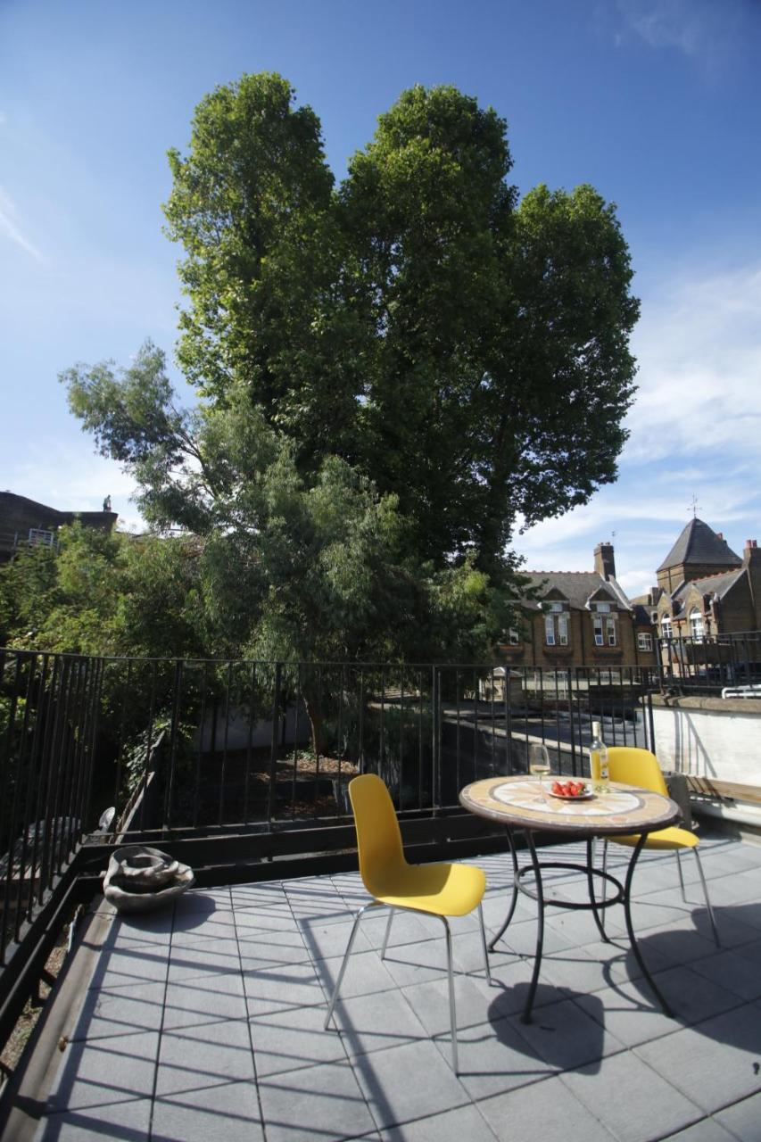 Cosy Camden 2 Bedroom With Terrace Apartment *